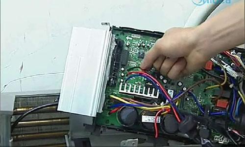 工农美的空调电话是多少